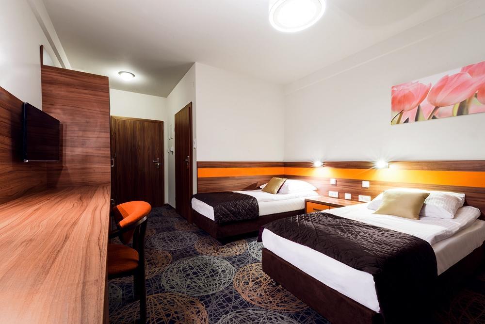 Sanatorium Astoria Hotel Busko Zdroj Luaran gambar